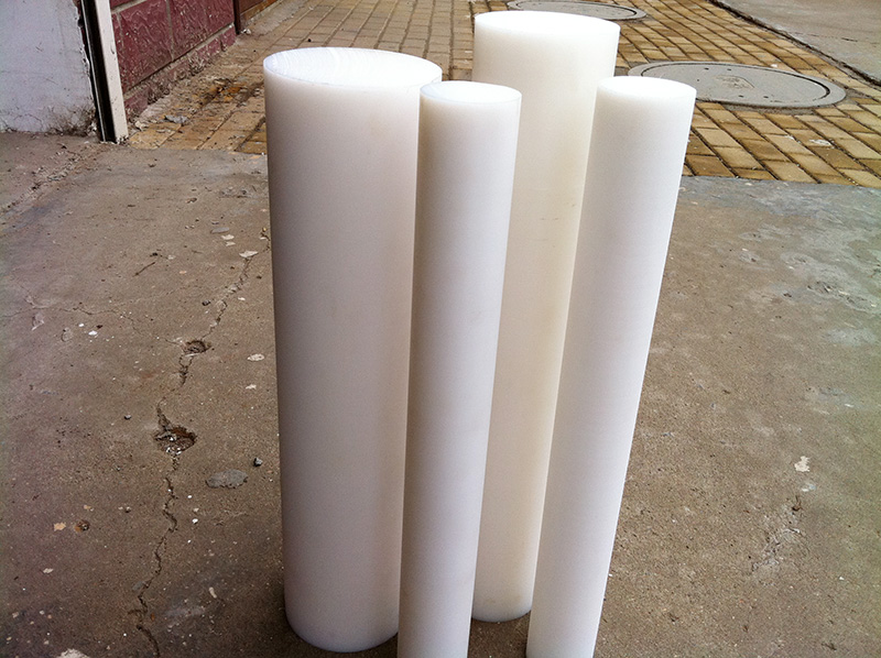 1-191209124I40-L.jpg
